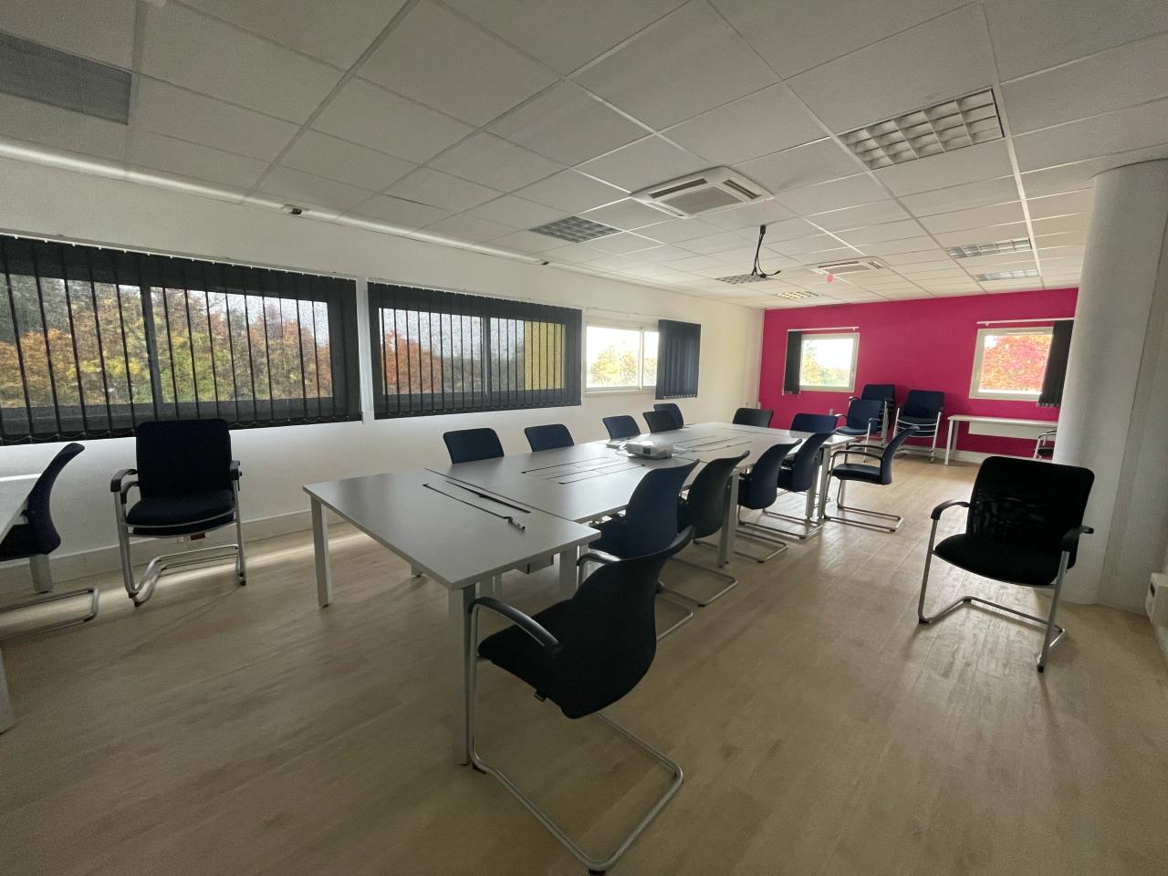 Bureau Bouguenais 500m² Location bureau Bouguenais Loire-Atlantique OLBUR2424089 3